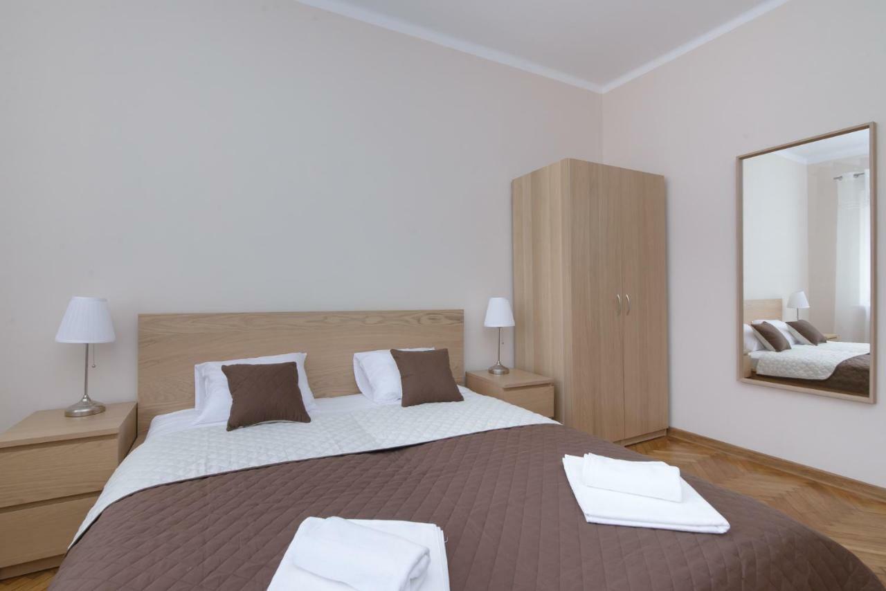 Mirada Apartment *